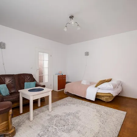 Ceramiczna By Bookinghost Apartament Warszawa