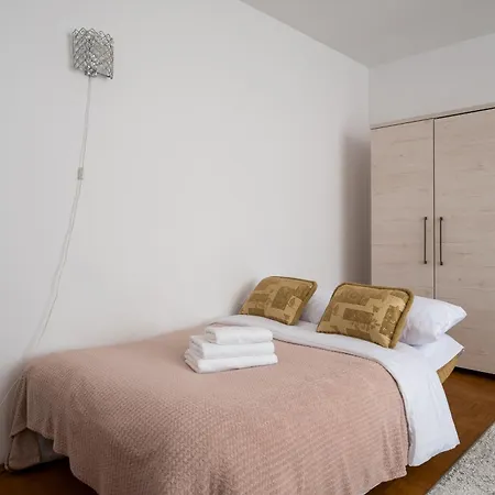 Apartmán Ceramiczna By Bookinghost Varšava