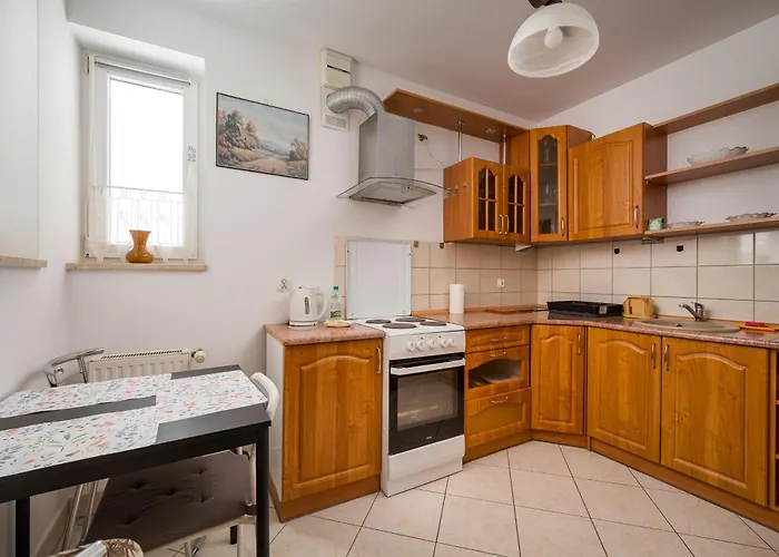 Ceramiczna By Bookinghost * Warszawa